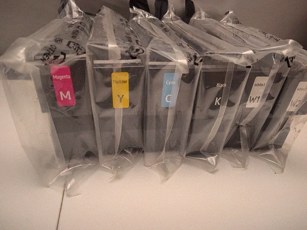 6 Ricoh ri-1000 ink cartridges White 1 + 2